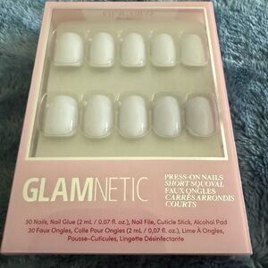Glamnetic lilac gray short oval press-ons! Brand new!